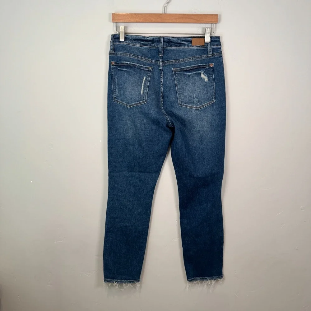Judy Blue Boyfriend Fit Jean Size 11/30 JB88305 Destroyed Stretch Denim Mid Rise